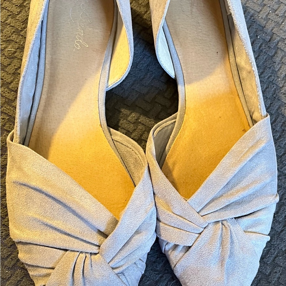 Liendo Lilac Ruched Flats Size 10